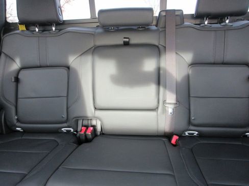 Used 2023 Chevrolet Silverado 3500 High Country w/ Technology Package image 24