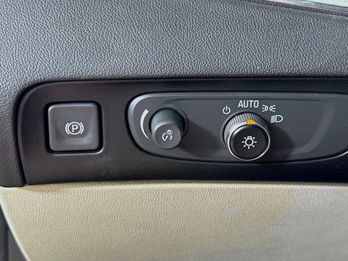 Used 2021 Buick Enclave Premium w/ Surround and Sites Package FWD image 22