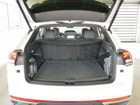 New 2026 Volkswagen Atlas Cross Sport SEL image 13