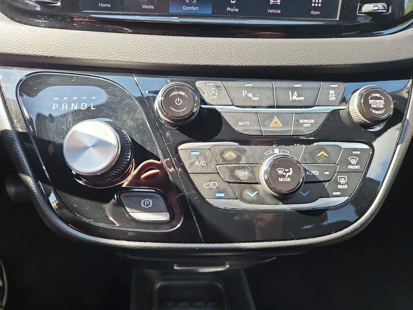 Used 2025 Chrysler Pacifica Select FWD image 27