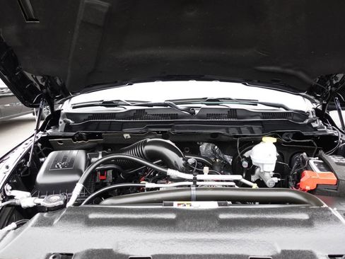 Used 2023 RAM 1500 Classic SLT w/ Electronics Convenience Group AWD/4WD image 59