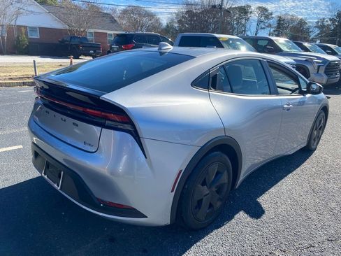 Used 2024 Toyota Prius LE image 16