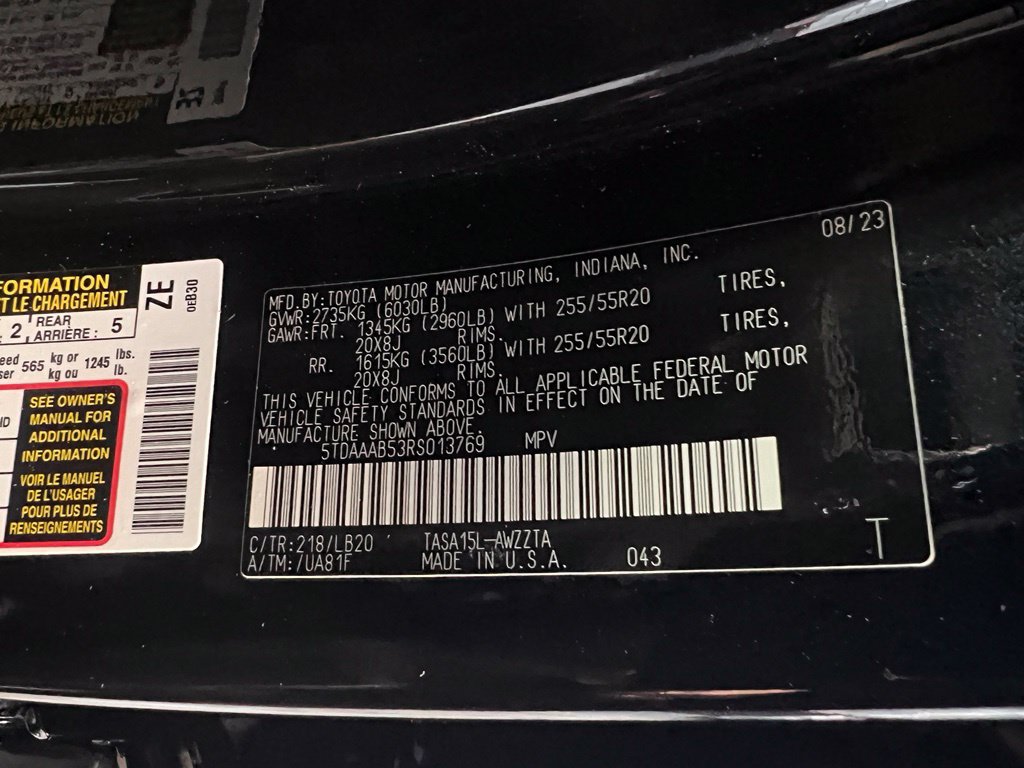 Certified 2024 Toyota Grand Highlander AWD image 46