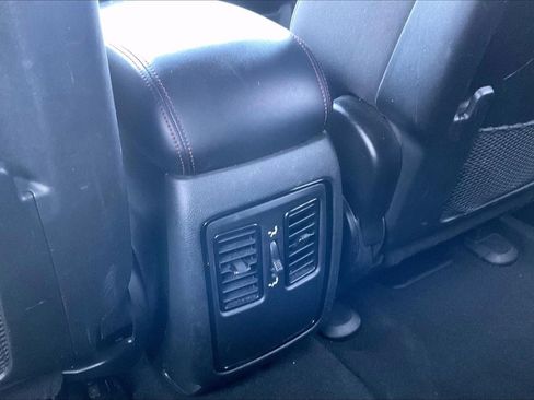 Used 2023 Dodge Durango GT AWD/4WD image 33
