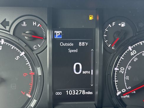 Used 2021 Toyota 4Runner SR5 RWD image 23