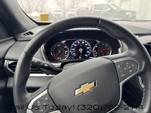 Certified 2023 Chevrolet Traverse High Country image 3