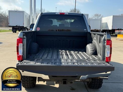 Used 2019 Ford F250 XLT w/ XLT Premium Package image 19