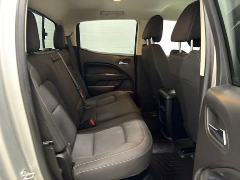 Used 2018 Chevrolet Colorado LT w/ LT Convenience Package AWD/4WD image 35