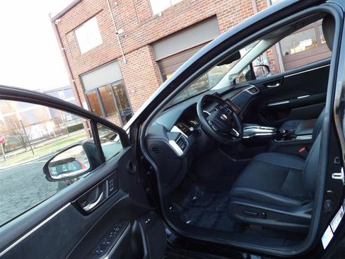 Used 2018 Honda Clarity Touring image 10