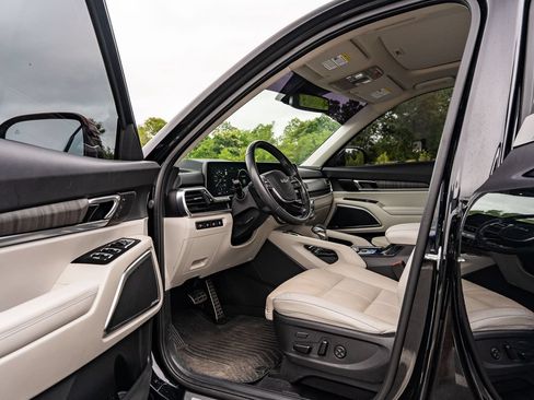 Used 2024 Kia Telluride SX FWD image 19