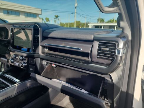 Used 2024 Ford F250 Lariat w/ Tremor Off-Road Package image 39