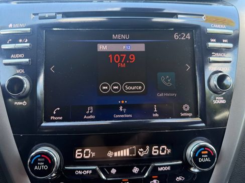 Used 2023 Nissan Murano SV AWD/4WD image 21