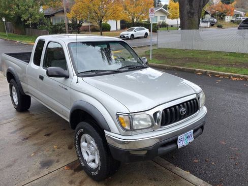 Used 2001 Toyota Tacoma 4x4 Xtracab image 3