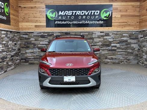 Certified 2023 Hyundai Kona SEL AWD/4WD image 3