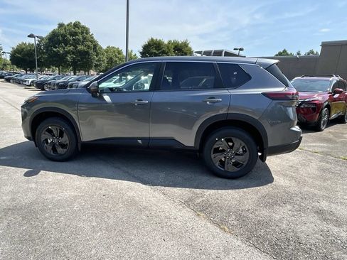 New 2026 Nissan Rogue SV AWD/4WD image 4