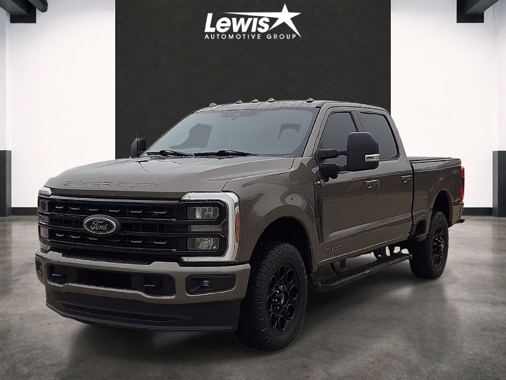 Used 2023 Ford F250 XLT w/ Black Appearance Package AWD/4WD image 1