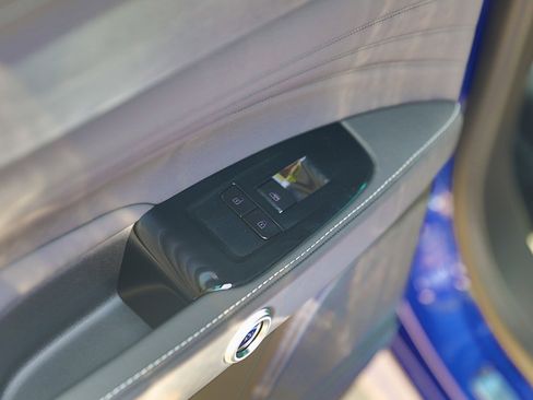 New 2024 Maserati Grecale GT image 37