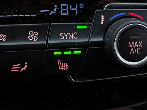 Used 2020 BMW X1 xDrive28i w/ Premium Package image 8