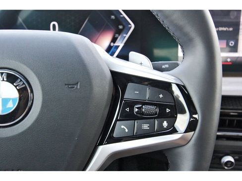 Used 2025 BMW 330i xDrive Sedan image 16