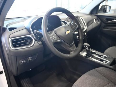Used 2024 Chevrolet Equinox LT FWD image 20