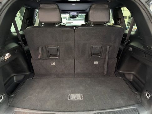 Used 2024 Jeep Grand Cherokee L Limited w/ Luxury Tech Group II image 7