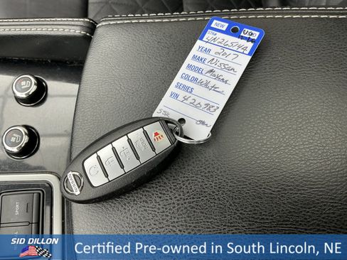 Used 2017 Nissan Maxima Platinum image 8