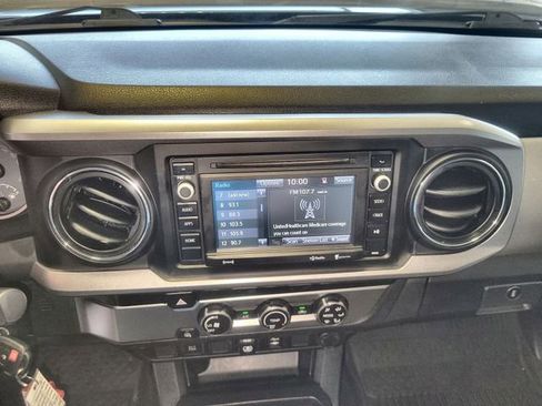 Used 2019 Toyota Tacoma SR5 RWD image 16