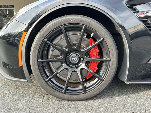 Used 2017 Chevrolet Corvette Z06 w/ Battery Protection Package image 13