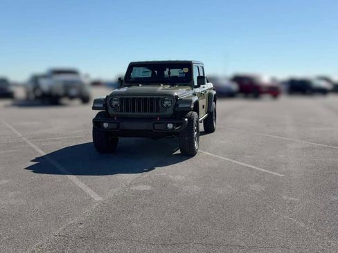 New 2026 Jeep Gladiator Rubicon image 3