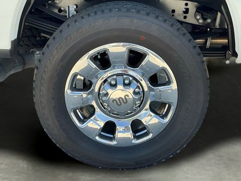 New 2025 Ford F250 King Ranch w/ Chrome Package AWD/4WD image 16