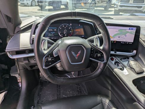 Used 2021 Chevrolet Corvette Stingray Preferred Conv w/ Z51 Performance Package RWD image 16