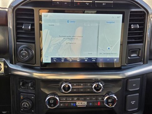 Certified 2021 Ford F150 Lariat w/ Equipment Group 502A High image 25