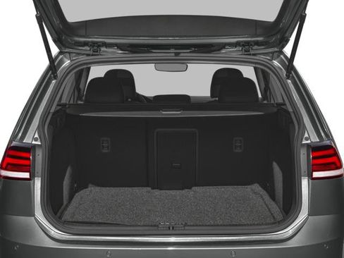 Used 2018 Volkswagen Golf Alltrack AWD/4WD image 12