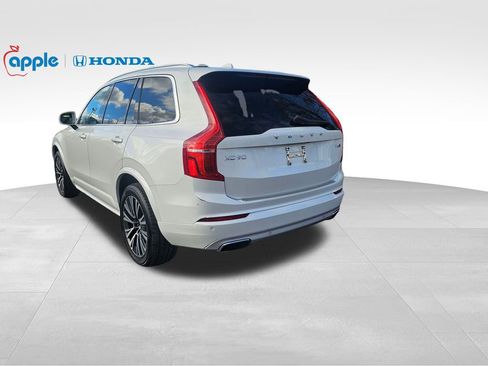 Used 2021 Volvo XC90 T5 Momentum w/ Climate Package image 7