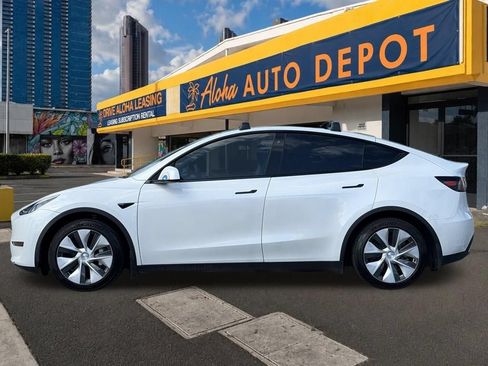 Used 2020 Tesla Model Y Long Range AWD/4WD image 2