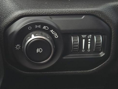 Used 2021 Jeep Wrangler Unlimited Sport S image 25