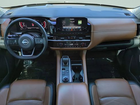 Certified 2022 Nissan Pathfinder Platinum w/ Cargo Package image 15