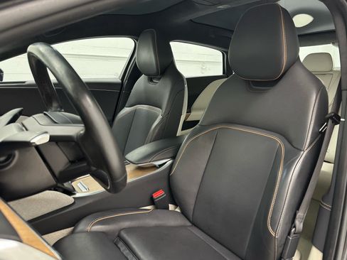 Used 2023 Lucid Air Touring AWD/4WD image 12