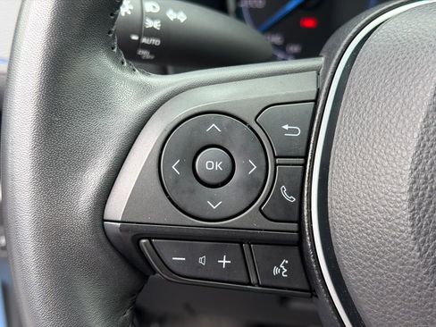 Used 2022 Toyota RAV4 XSE AWD/4WD image 25