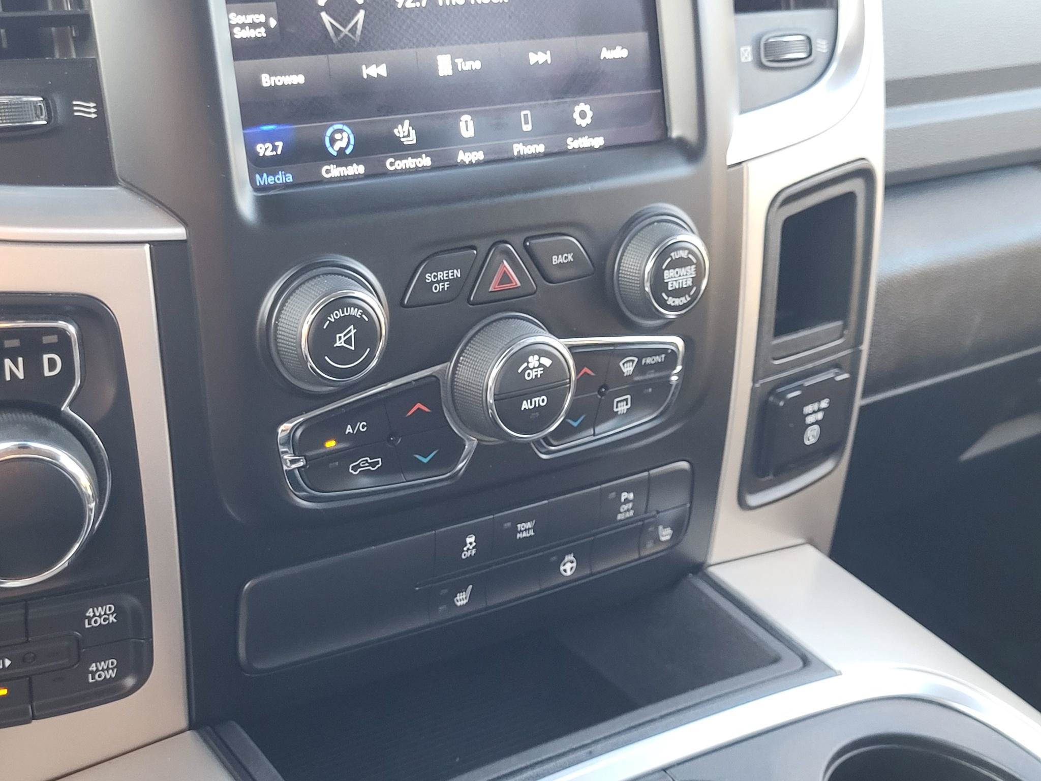 Used 2019 RAM 1500 Warlock AWD/4WD image 8
