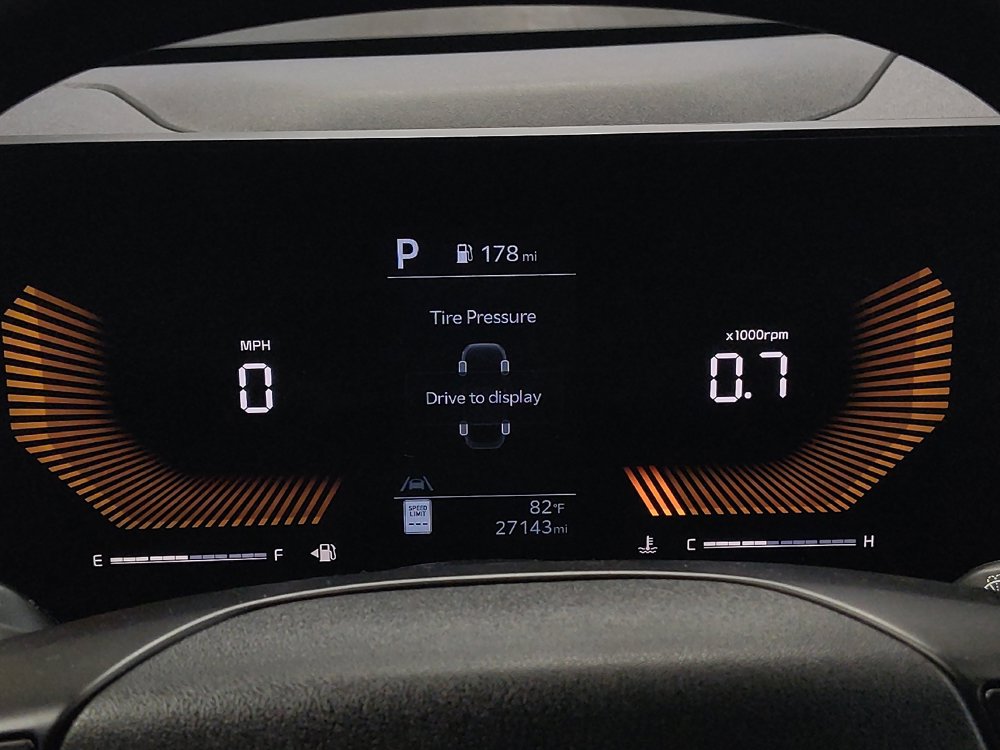 Used 2025 Kia K4 FWD image 23