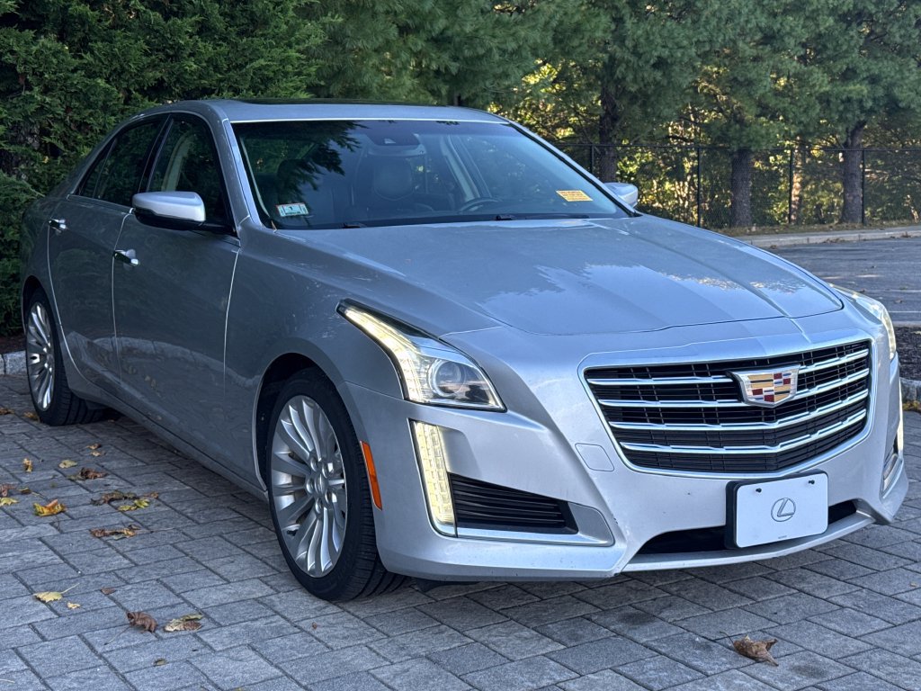 Used 2017 Cadillac CTS Luxury RWD image 3
