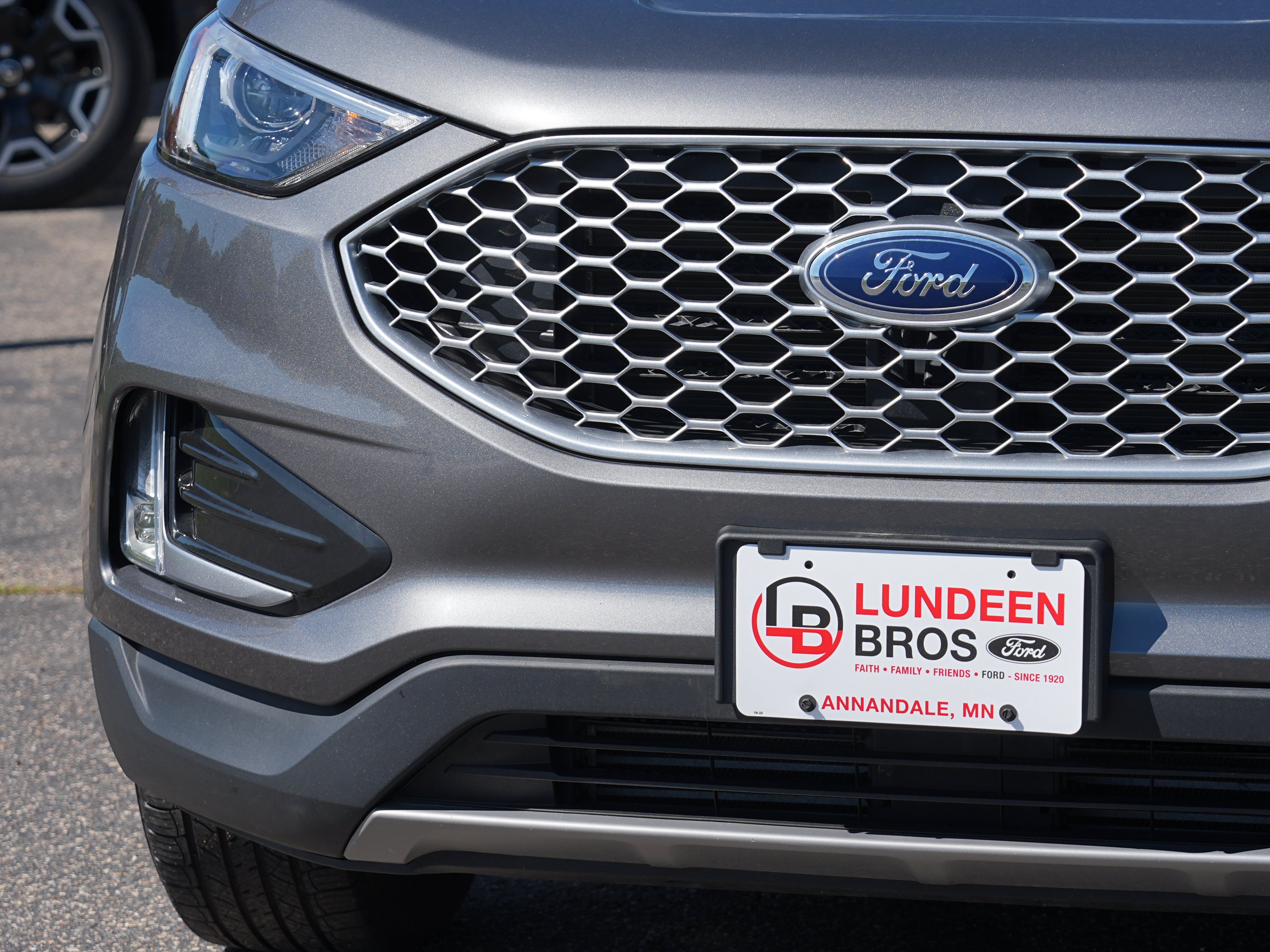 Used 2023 Ford Edge SEL w/ Convenience Package AWD/4WD image 11