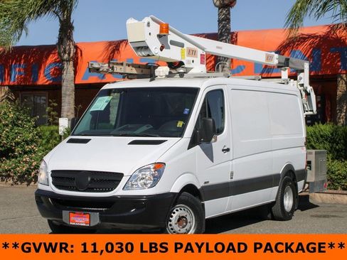 Used 2013 Mercedes-Benz Sprinter 3500 image 4