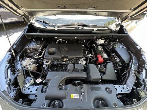 Used 2024 Toyota RAV4 LE AWD/4WD image 26