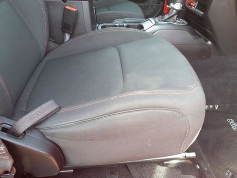 Used 2021 Jeep Wrangler Unlimited Rubicon image 20