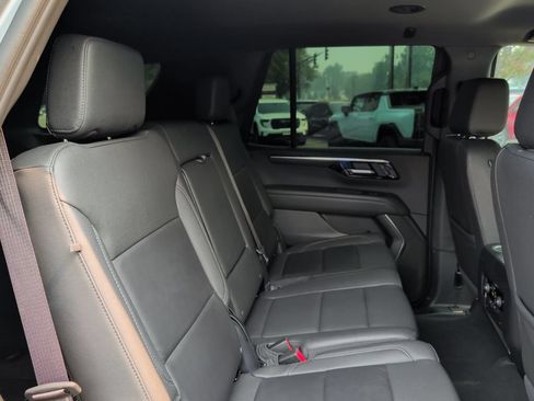 Used 2025 Chevrolet Tahoe Z71 AWD/4WD image 35