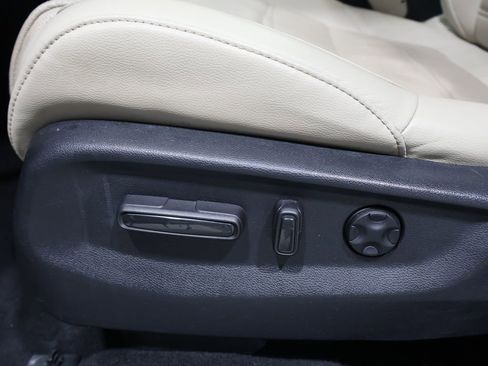 Used 2021 Honda CR-V EX-L image 12