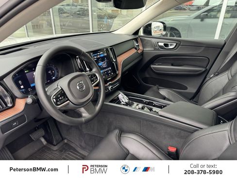 Used 2024 Volvo XC60 B5 Ultimate w/ Protection Package Premier image 16