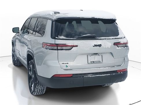 New 2025 Jeep Grand Cherokee L Altitude image 3